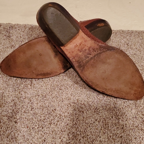 Flats - Picture 3 of 3